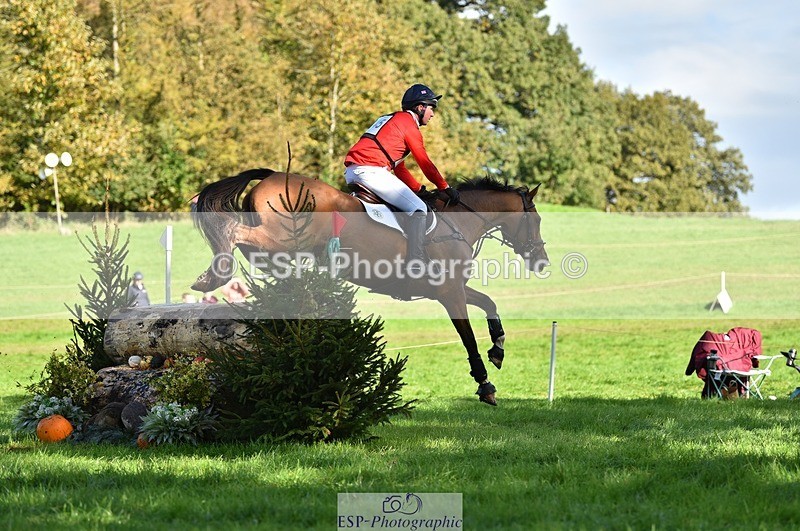 231022-142110-29216 - 345-THE.PREACHER.MAN-David.Doel-XC