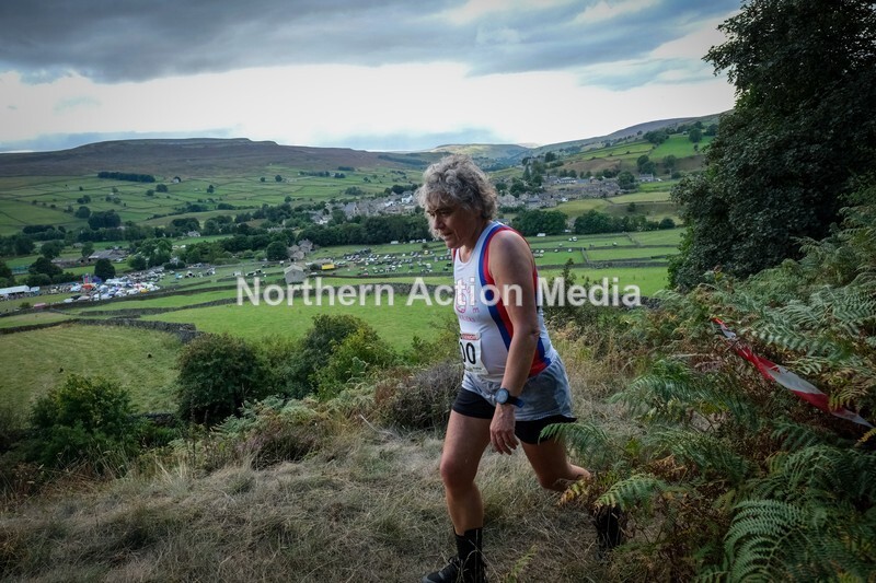 DSCF5196 - Reeth Fell race seniors