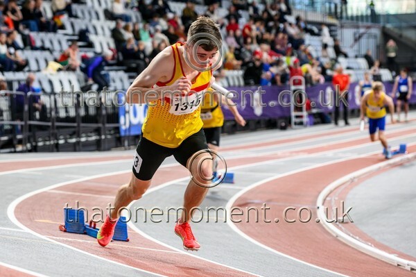 CEREL-918769 - Track Male Set Two