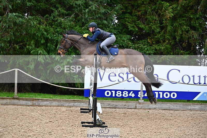 250216A-135845-02773 - Cls 11 Foxhunter and 1.20m Open