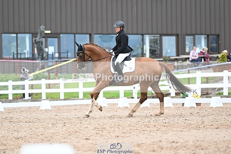 250907-141602-09220 - 007-Karen.DanceHevans.Sign.of.the.Times