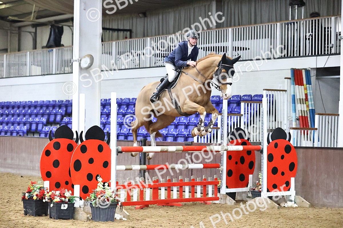 SBM_002320 - Class 11 - Senior Foxhunter - 1.20m