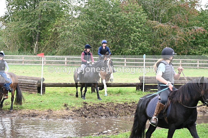 WJ6_7129 - Time at Photographer 13:06 to 13:23