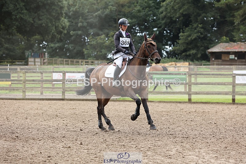 240804-111256-11537 - 365-Dani_Evans-COUNTRY_BOY