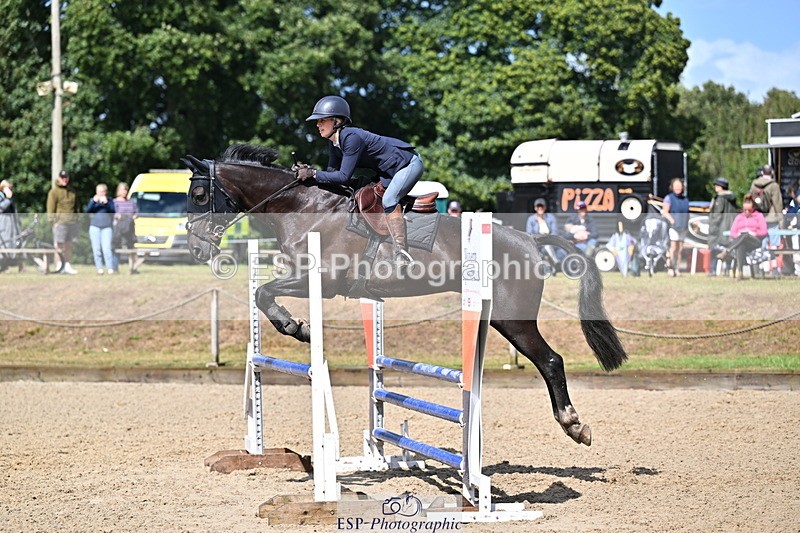 250831A-125314-10433 - Cls 42 Snr 1m Grand Prix