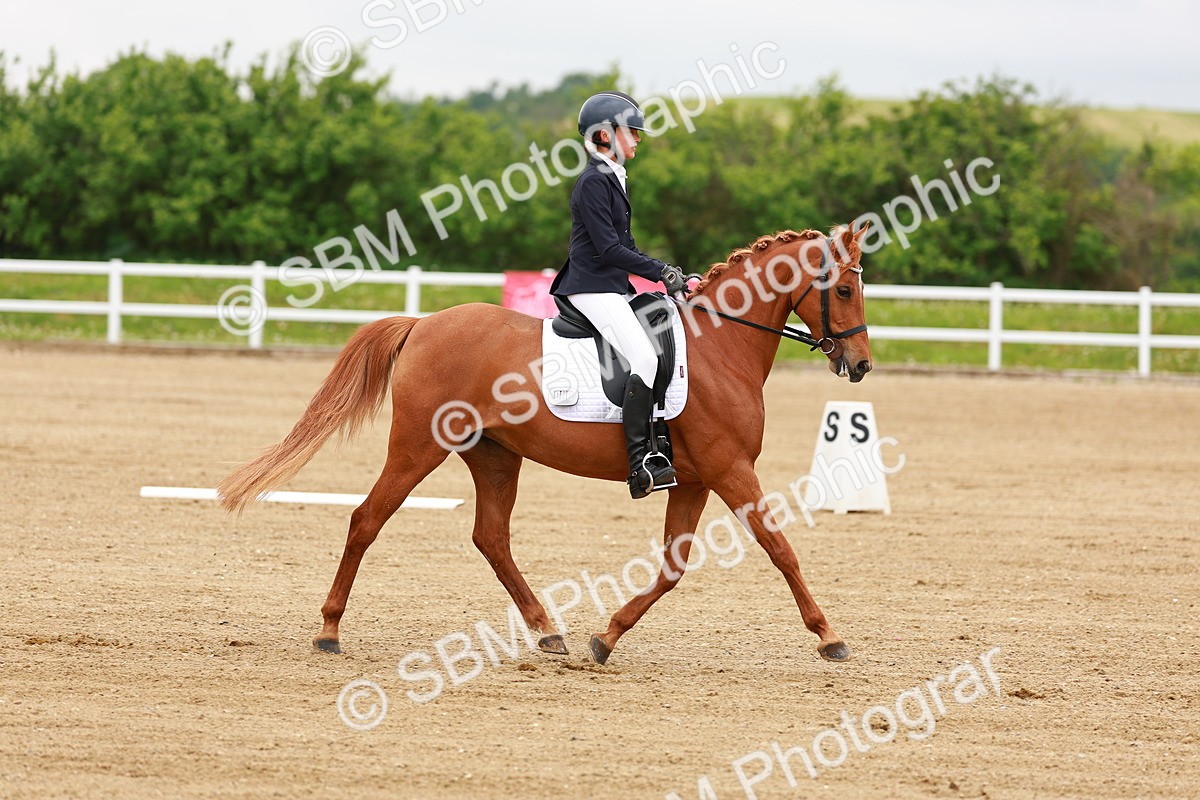SBM_004683 - Class 15 - Novice 5