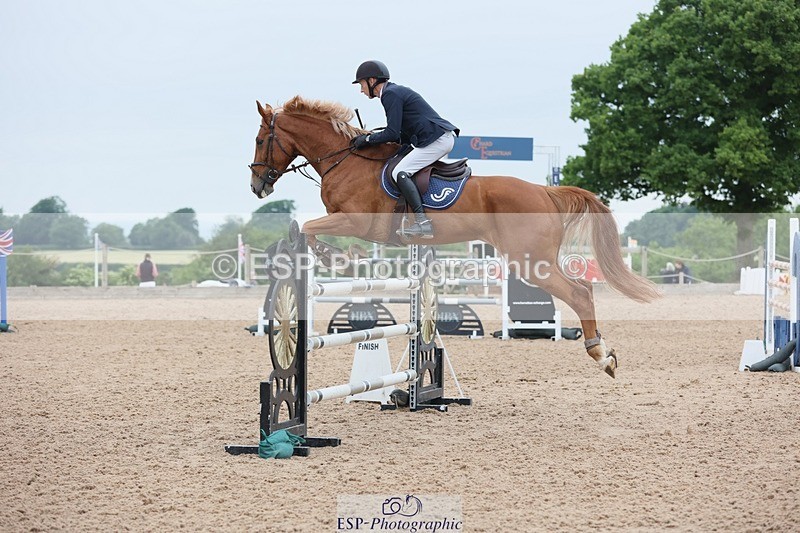 250524-130436-04902 - Cls 15 Snr Fox 1st Rnd