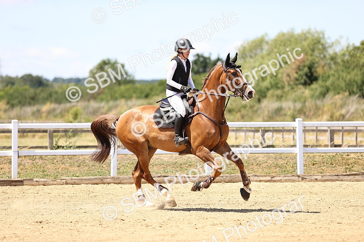 SBM_014419 - Class 15 - Senior Newcomers - 1.10m Open