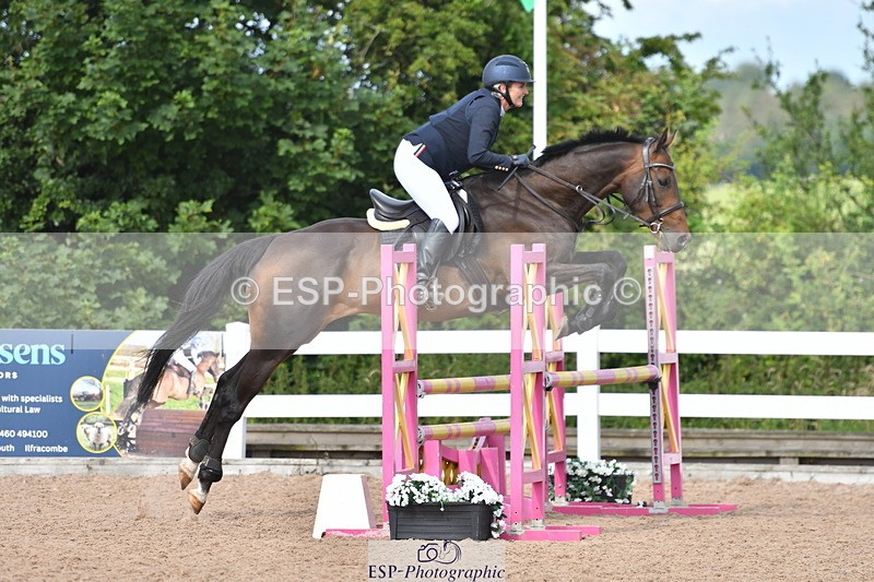 240727A-100847-03319 - Cls 20 Snr British Novice and 90cm Open