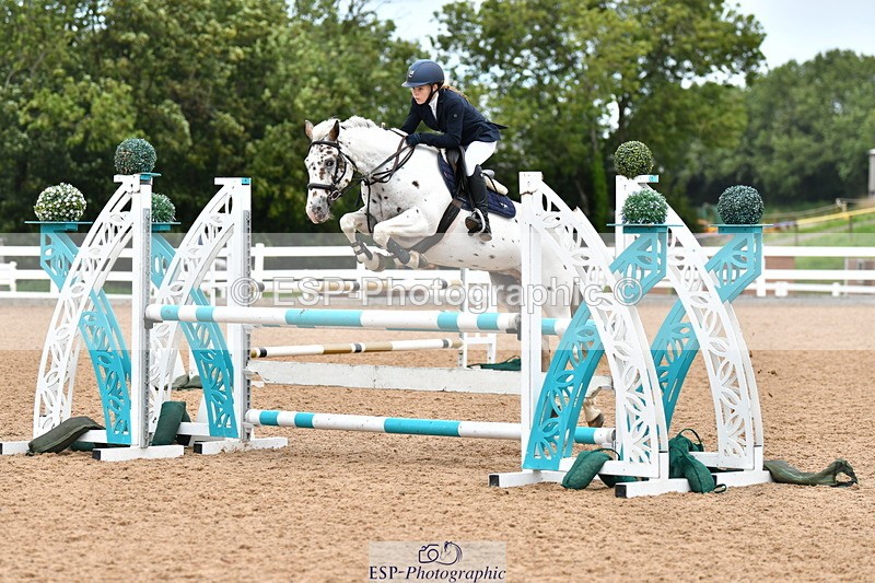 230819A-120744-00449 - Cls 25 Pony Newcomers & 1m Open