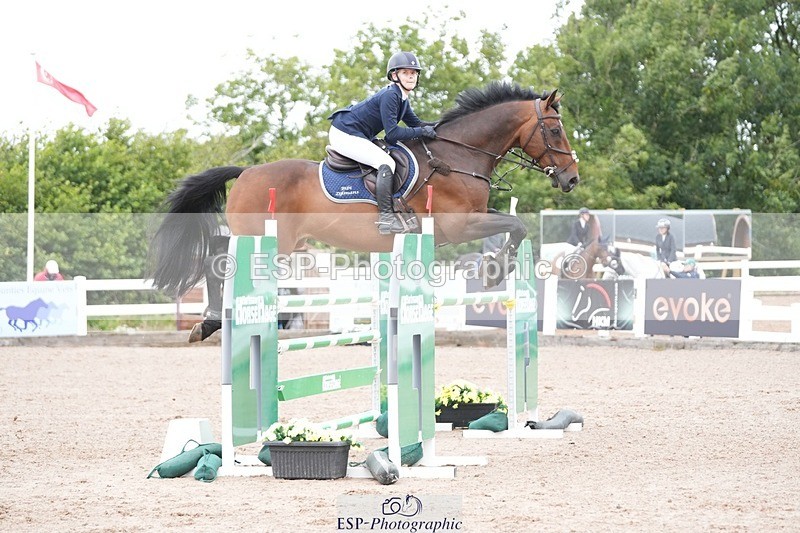 250720-091935-18116 - Cls16, 1 Star Silver Tour Accumulator