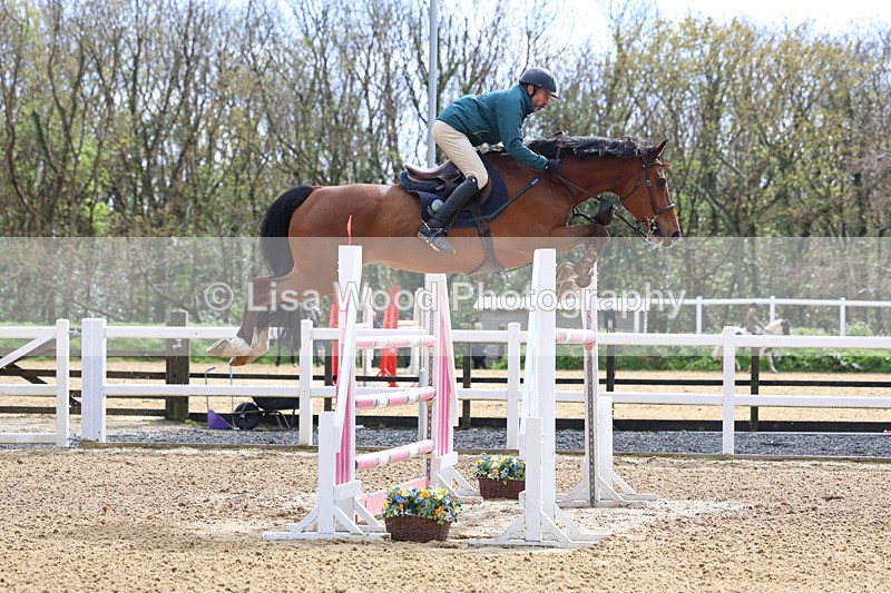 3E7A2448 - Class 9: Senior 1.30m open
