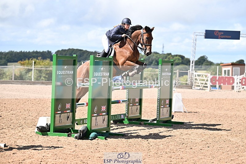 250827B-131713-00517 - Cls 4 Snr Newcomers 1.10m