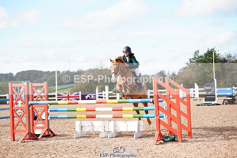 241027A-124054-02722 - SUN Cls 7 Pony Foxhunter and 1.10m Open