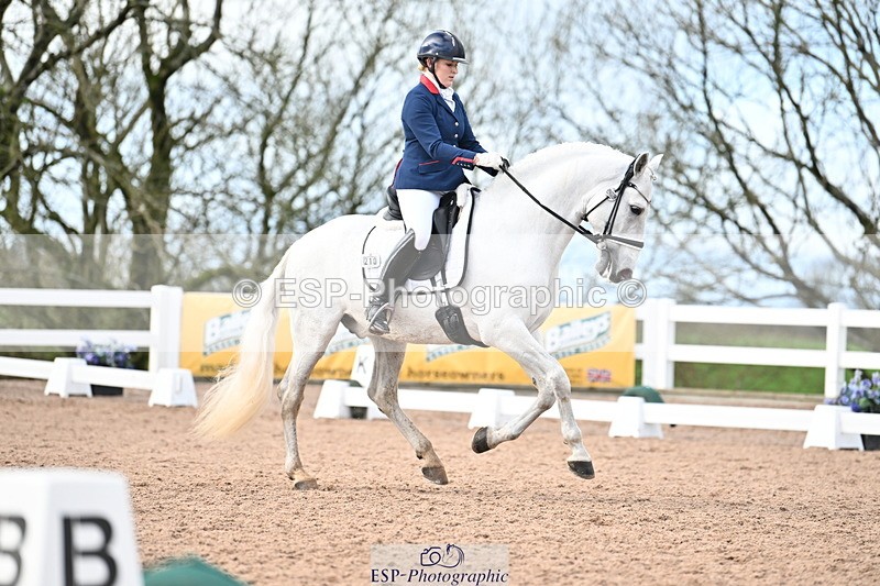 240218A-150701-08332 - 210-Charlotte.Dicker-Amaranto.D.Centurion