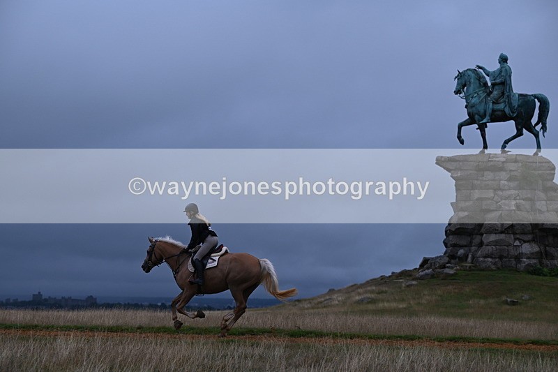 DSC_2497 - Time at Statue 12:34 to 12:56