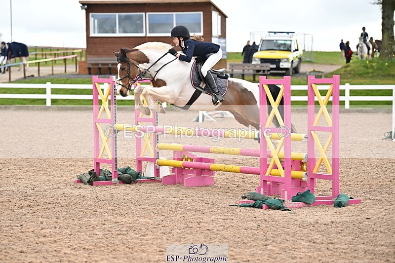 240310A-111136-02259 - Cls 4 Pony Discovery and 90cm Open