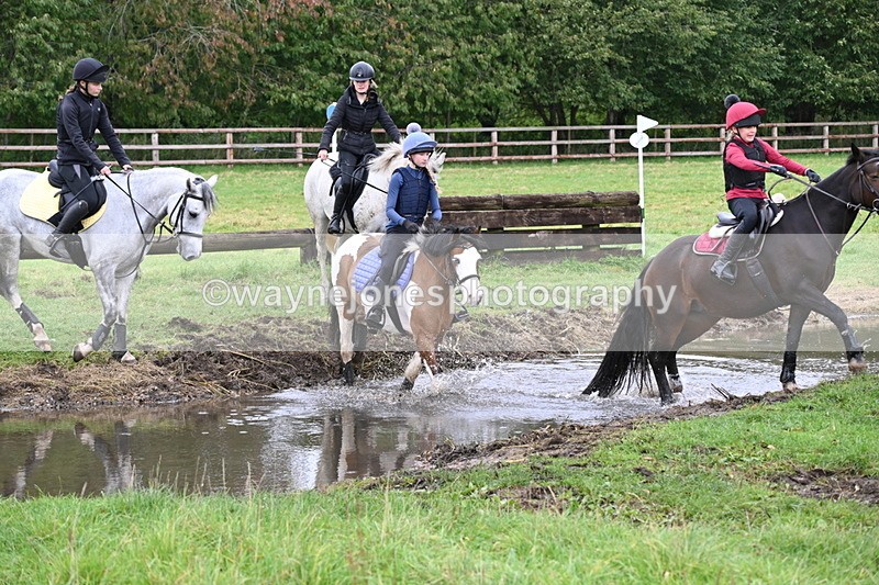 WJ6_6160 - Time at Photographer 12:41 to 13:05