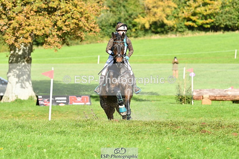 251025A-141815-21178 - G-507-Dominique.Kinnaird-Ainley