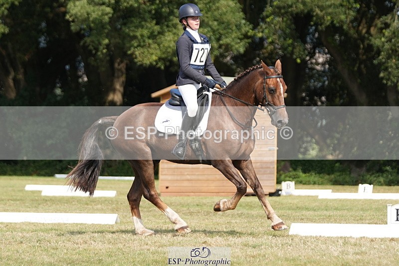 250823A-154242-32343 - PC70 Ride Off