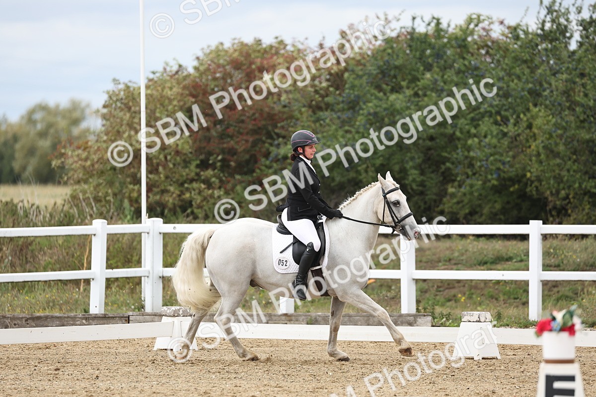 SBM_003718 - Class 8 - Novice 3 Champs