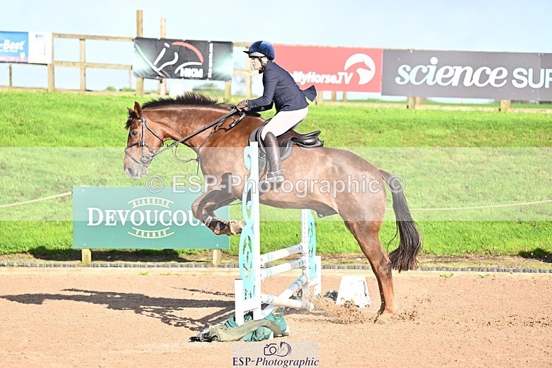 250920-163310-01903 - Cls 23 UnAffiliated 80cm Derby