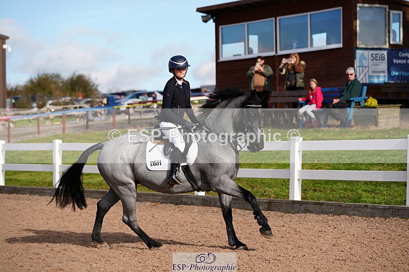 241027A-123748-02712 - SUN Cls 7 Pony Foxhunter and 1.10m Open