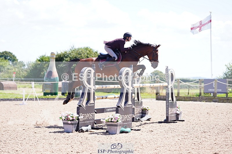 240728A-130124-09101 - Cls 26 NAF Silver Jump Off and Presentations