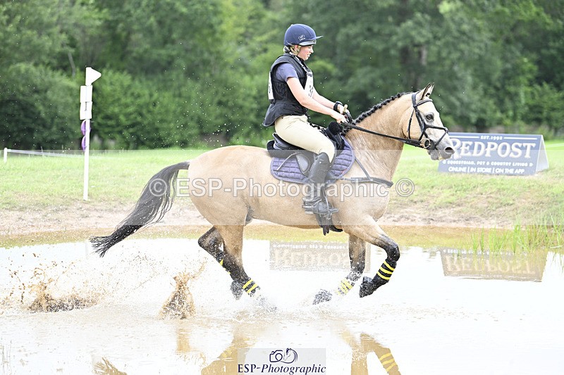 240804-113348-12074 - 316-Chloe_Dunn-TOWERHILL_SHAMIE