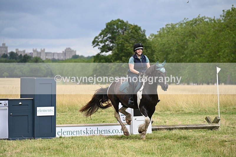 WJ6_2875 - Time at Jump 11:06 to 11:40