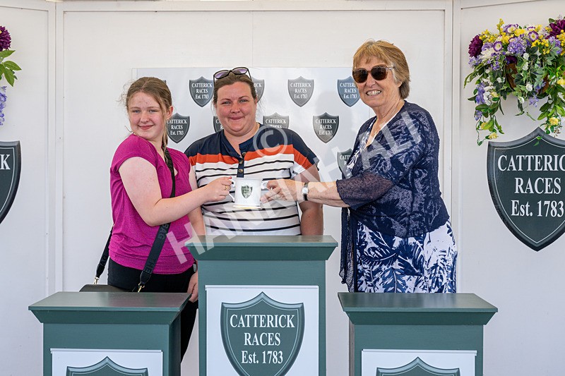 150726-Race 6-Our Absent Friends-4249 - Race 6 16.40pm Racing Again 22nd July Handicap