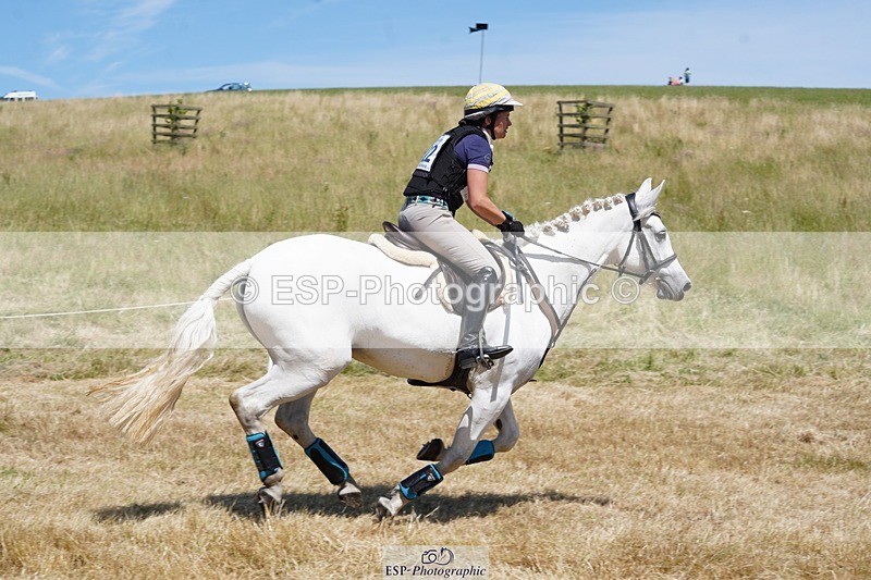 240629X-142954-3219 - 222-Kate_Jupp-CARROWNURLAUR_PRIDE