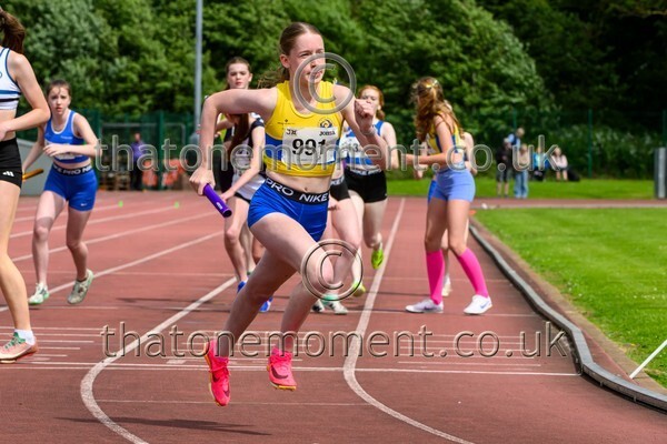 Relays26-923918 - Female Set Four