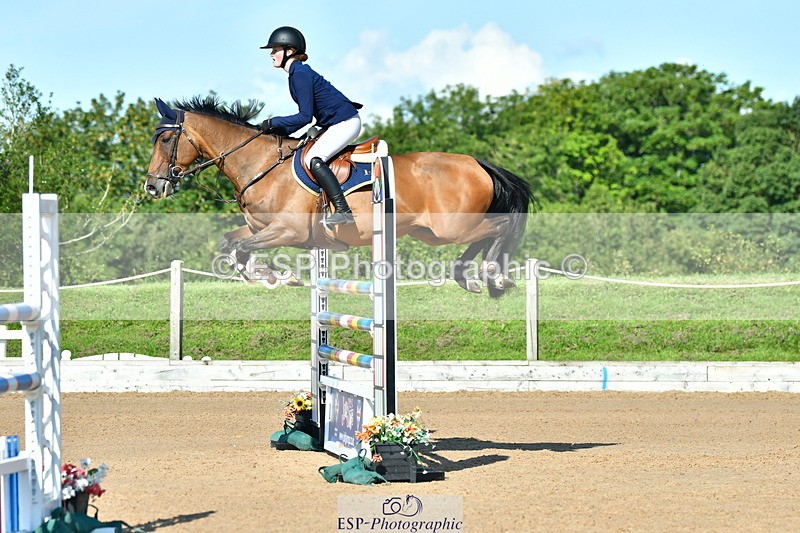 230720A-092202-01679 - Cls 1, 2 Star Small 1.30m