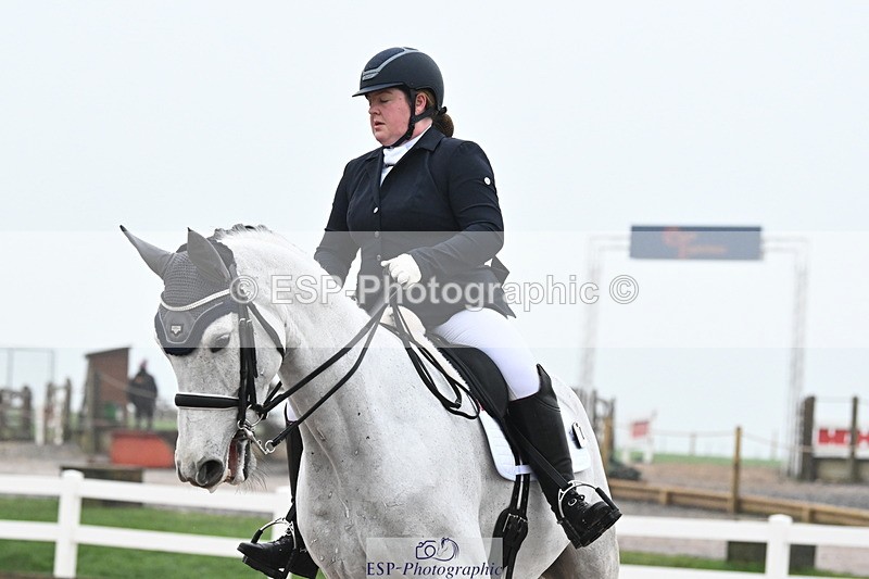 240217A-120413-02517 - 179-Sophie.Gregory-Lady.Lucydale