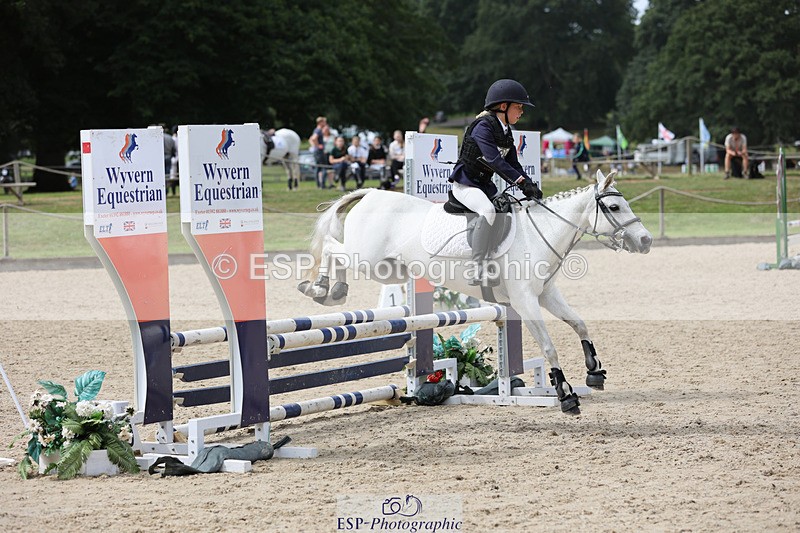 240823X-140006-18130 - 70cm R1 13.45 to 15.30