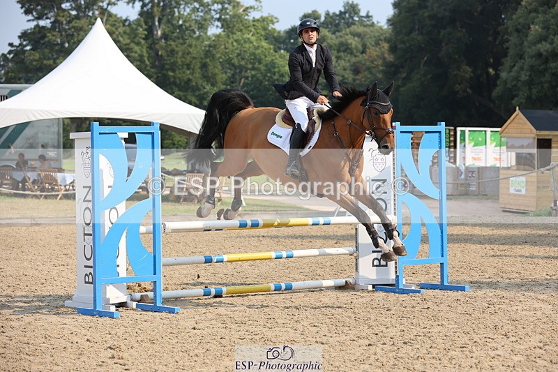 250816A-101826-00647 - Cls 3 Snr British Novice