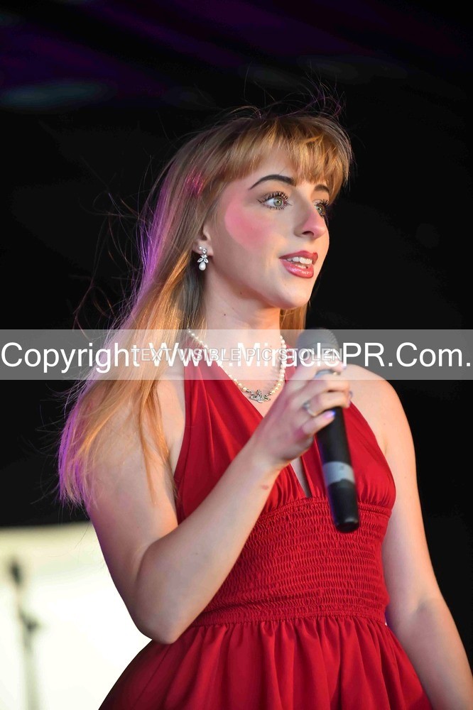 SH4_2201 - Lizzie Stanway