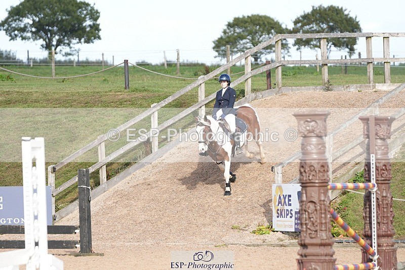 260926-155620-01331 - Cls 13 70cm Speed Derby
