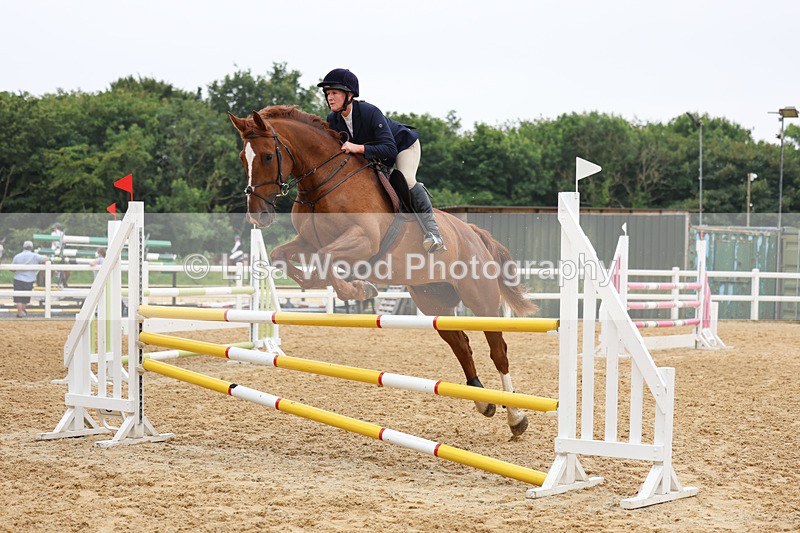 3E7A6283 - Class 8: Senior Newcomers/1.10m open