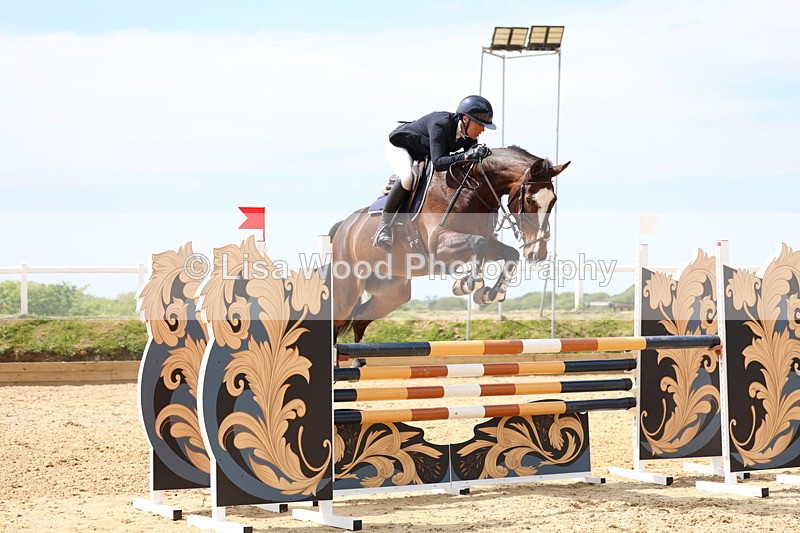 3E7A7165 - Class 7: Senior Newcomers/1.10m open