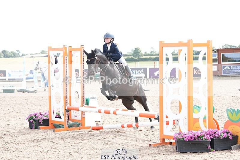 250805-152707-00117 - Clear Round and 60cm