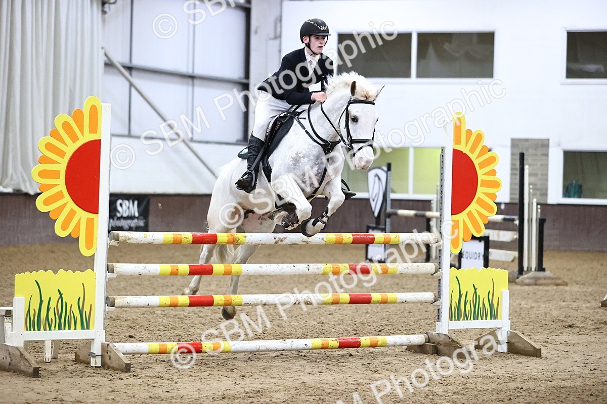 SBM_000747 - Class 4 - Blue Chip Pony Newcomers - 1.00m