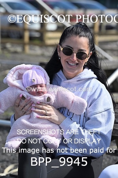 BPP_9945 - CLASS 19 SUN Senior British Novice/ 90cm Open