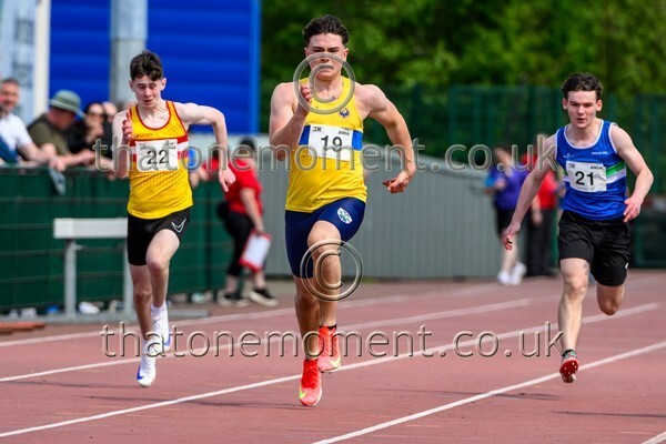 West25Sat-927804 - Track Male