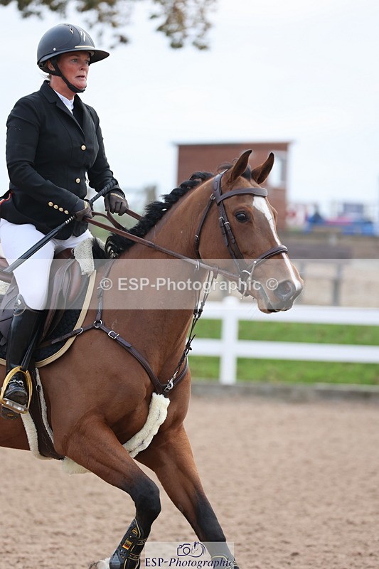 241101A-083623-00318 - FRI Cls 2 British Novice and 90cm Open