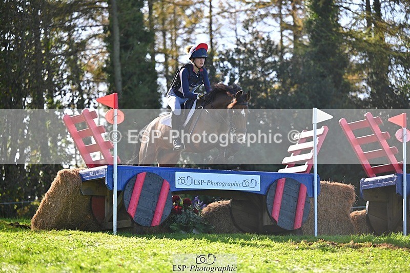 241026-125732-13443 - 450-Erin.Dovey-MONEYHILLS.PAGEANT