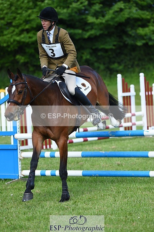 230525D-101514-02447 - 3-PARTY_CLASSICS-Nick_Gauntlett