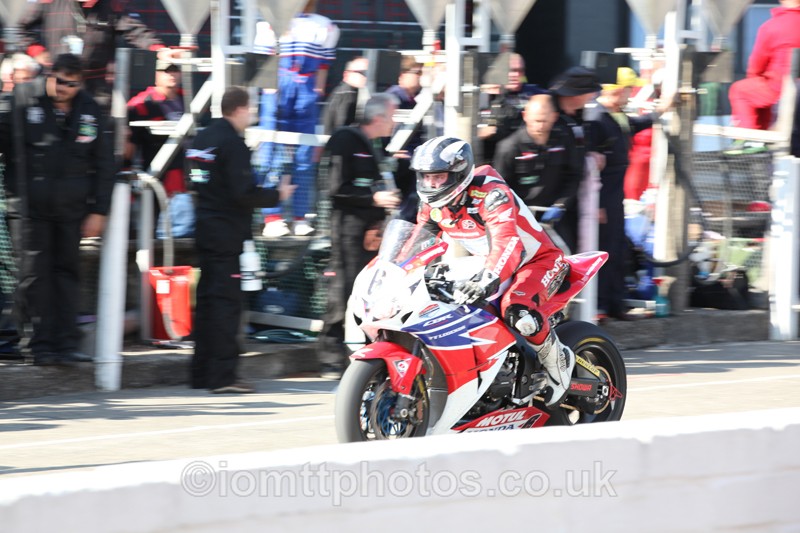 IMG_0847 - Senior TT - Start Line