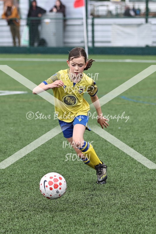 1DX31354 - Sat 6th U12 Girls